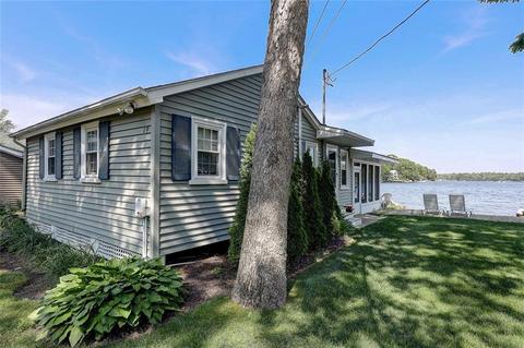 19 Raymonds Point Rd, Coventry, RI 02816 photo 3