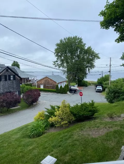 30 Rock Ave, Warwick, RI 02889 photo 19