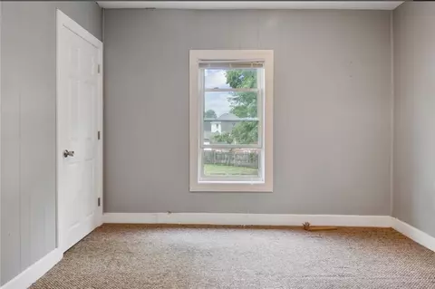 30 Rock Ave, Warwick, RI 02889 photo 17