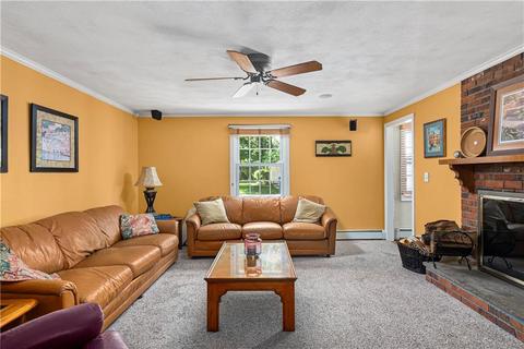 79 Ladderlook Rd, Warwick, RI 02886 photo 17