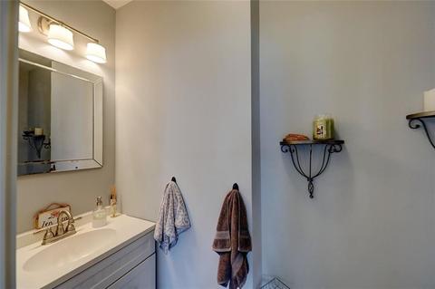 241 Oakley Rd, Woonsocket, RI 02895 photo 18