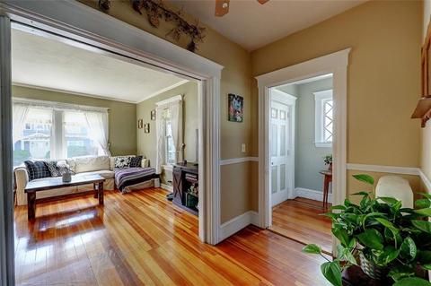 241 Oakley Rd, Woonsocket, RI 02895 photo 6