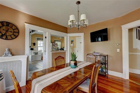 241 Oakley Rd, Woonsocket, RI 02895 photo 9