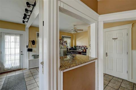 241 Oakley Rd, Woonsocket, RI 02895 photo 14