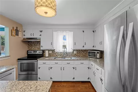 123 Fatima Dr, Warren, RI 02885 photo 7