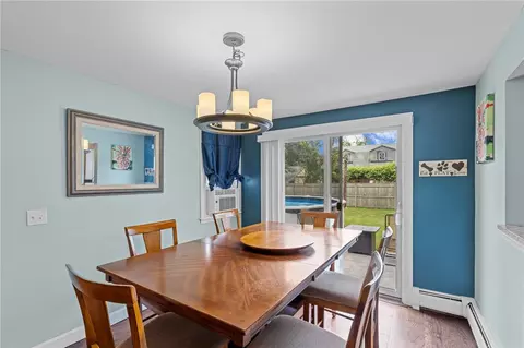 123 Fatima Dr, Warren, RI 02885 photo 3