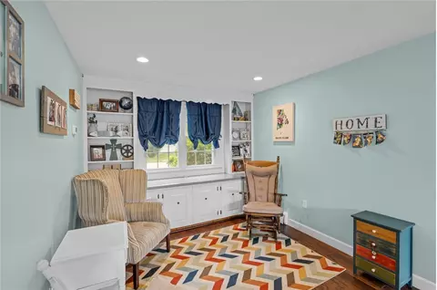 123 Fatima Dr, Warren, RI 02885 photo 4