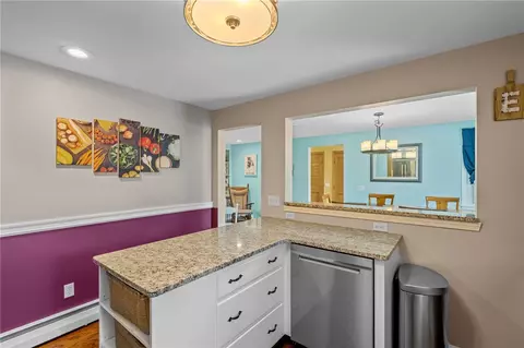 123 Fatima Dr, Warren, RI 02885 photo 9