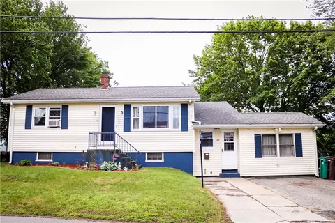 165 Hamilton St, Woonsocket, RI 02895 photo 1