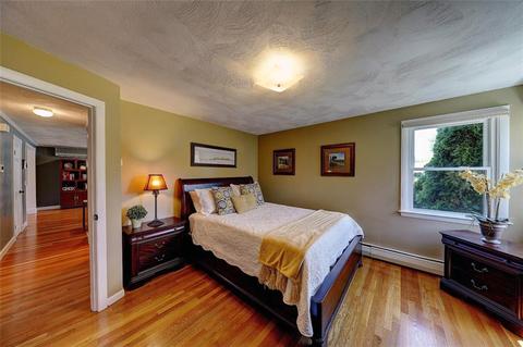 199 Spooner Ave, Warwick, RI 02886 photo 17