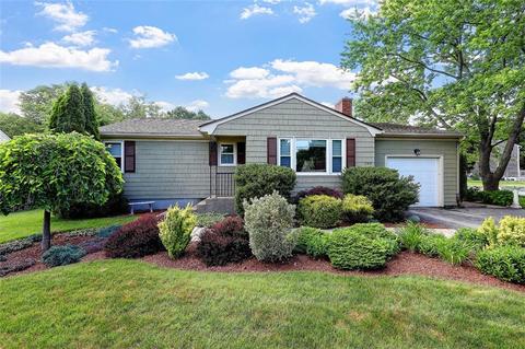 199 Spooner Ave, Warwick, RI 02886 photo 2