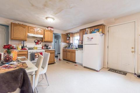 322 Grove St, Woonsocket, RI 02895 photo 17