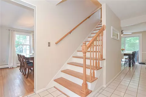 75 Hedgerow Dr, Warwick, RI 02886 photo 20