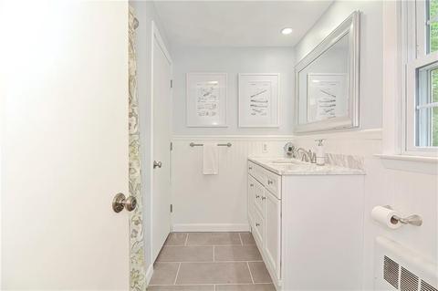 75 Hedgerow Dr, Warwick, RI 02886 photo 24