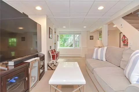 75 Hedgerow Dr, Warwick, RI 02886 photo 27