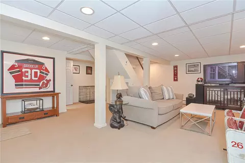 75 Hedgerow Dr, Warwick, RI 02886 photo 28