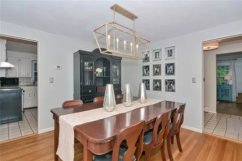 75 Hedgerow Dr, Warwick, RI 02886 photo 18
