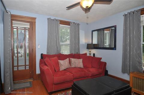 28 Warner St, Woonsocket, RI 02895 photo 15