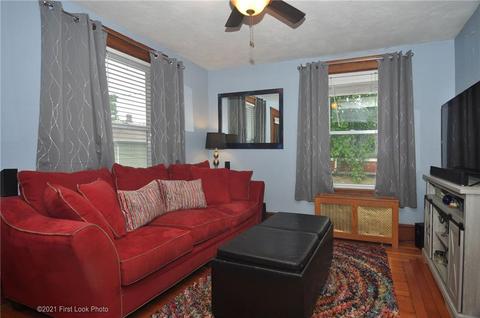 28 Warner St, Woonsocket, RI 02895 photo 12