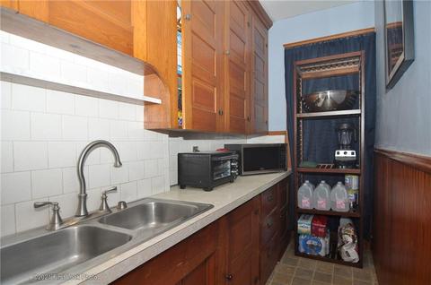 28 Warner St, Woonsocket, RI 02895 photo 11