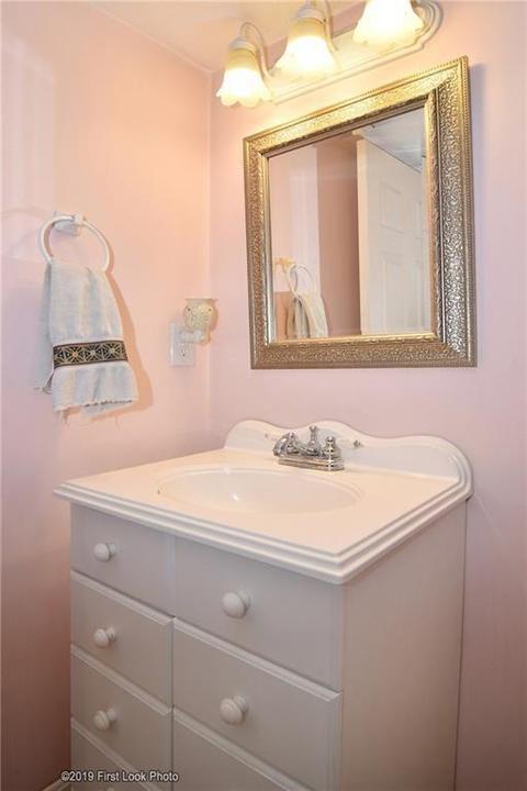 75 Shenandoah Rd, Warwick, RI 02886 photo 18