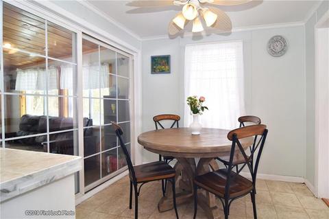 75 Shenandoah Rd, Warwick, RI 02886 photo 8