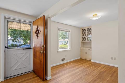 15 Adrian St, Warwick, RI 02886 photo 15