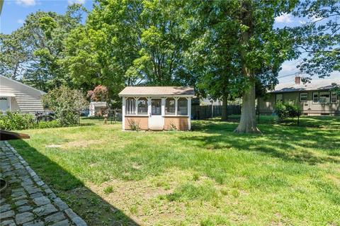 15 Adrian St, Warwick, RI 02886 photo 8