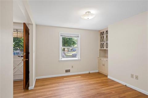 15 Adrian St, Warwick, RI 02886 photo 16