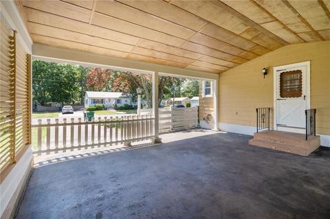 15 Adrian St, Warwick, RI 02886 photo 6