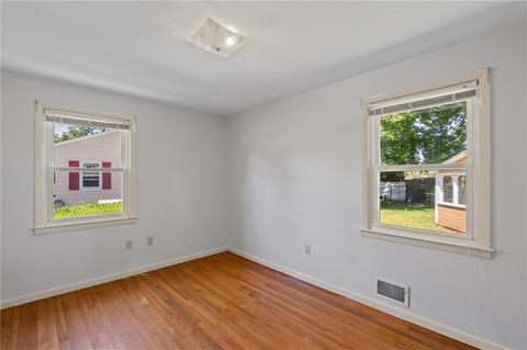 15 Adrian St, Warwick, RI 02886 photo 19