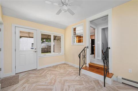 48 Circuit Dr, Warwick, RI 02889 photo 30