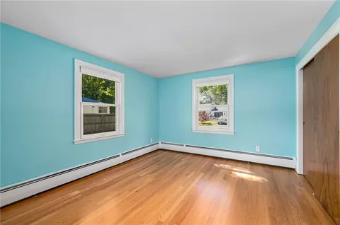 48 Circuit Dr, Warwick, RI 02889 photo 20