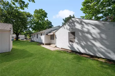 48 Circuit Dr, Warwick, RI 02889 photo 36