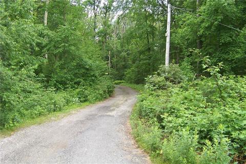 35 E Killingly Rd, Foster, RI 02825 photo 3