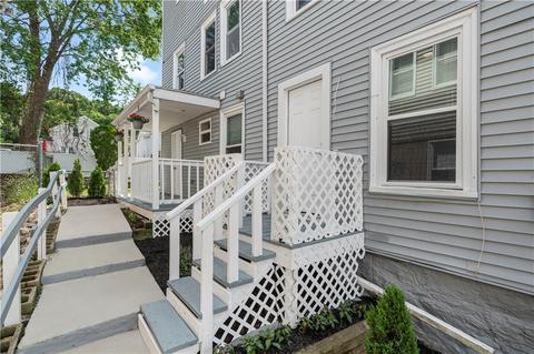 47 Paradis Ave, Woonsocket, RI 02895 photo 2