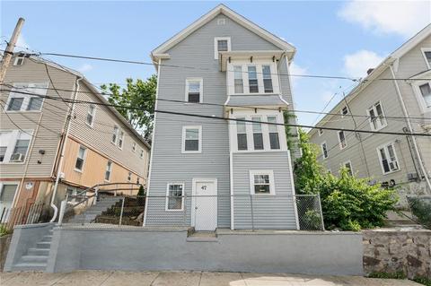 47 Paradis Ave, Woonsocket, RI 02895 photo 3