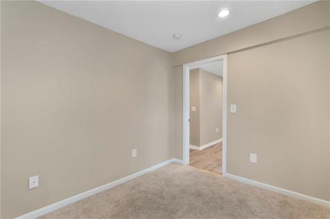 47 Paradis Ave, Woonsocket, RI 02895 photo 17
