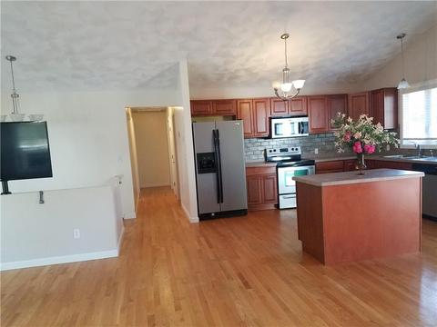 112 Olympia Ave, Woonsocket, RI 02895 photo 10