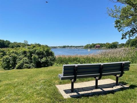 33 Grimshaw Pl, Warwick, RI 02889 photo 27