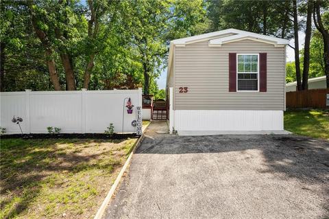 23 Oak Ter, Mapleville, RI 02839 photo 3