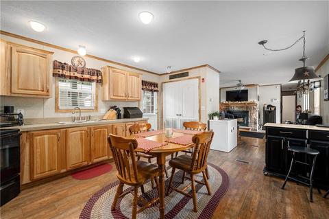 23 Oak Ter, Mapleville, RI 02839 photo 6