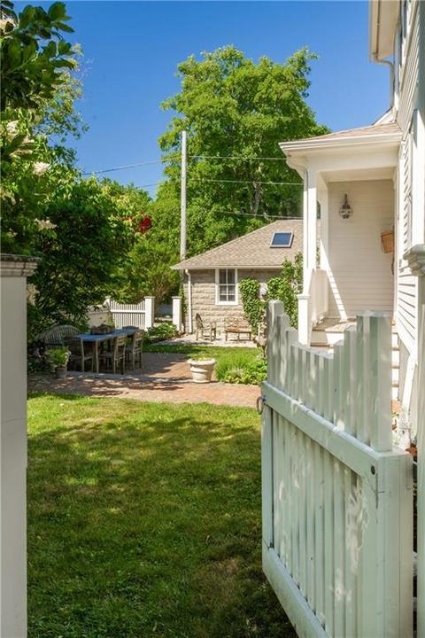 49 Manning St, Warren, RI 02885 photo 3