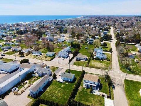 57 Winnapaug Rd, Westerly, RI 02891 photo 3