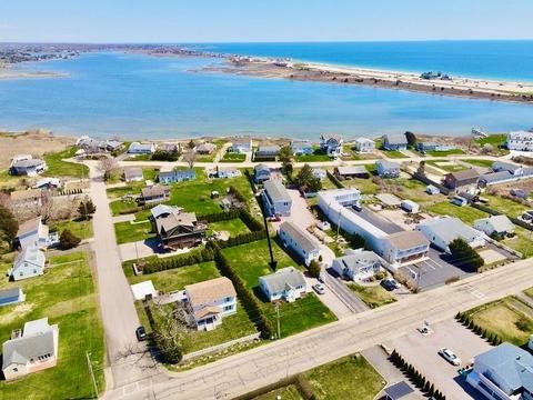 57 Winnapaug Rd, Westerly, RI 02891 photo 4