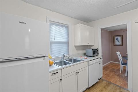 14 Fuller St, Warwick, RI 02889 photo 18