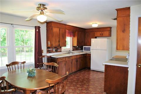 154 Patton Rd, Woonsocket, RI 02895 photo 6