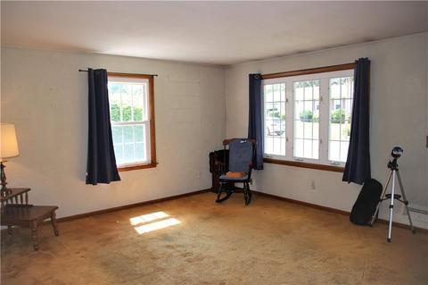 154 Patton Rd, Woonsocket, RI 02895 photo 9