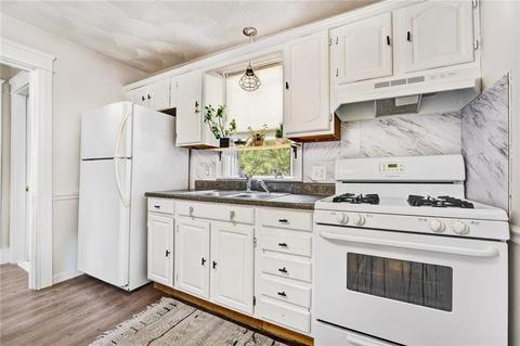189 Sefton Ave, Warwick, RI 02889 photo 9