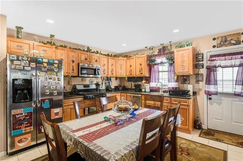 25 Adams St, Woonsocket, RI 02895 photo 10